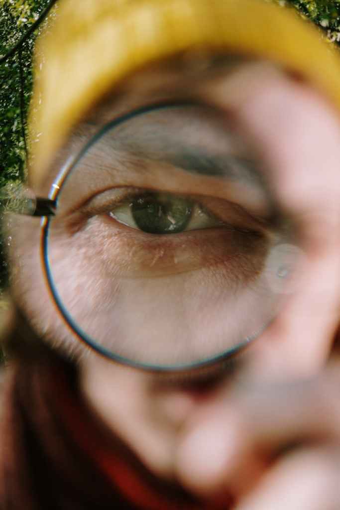 Ce Qui t’Observe Quand tu es Seul